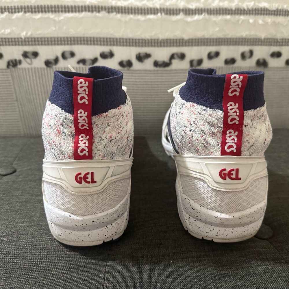 Asics Gel-Kayano Knit MT White and Navy - Picture 3 of 4